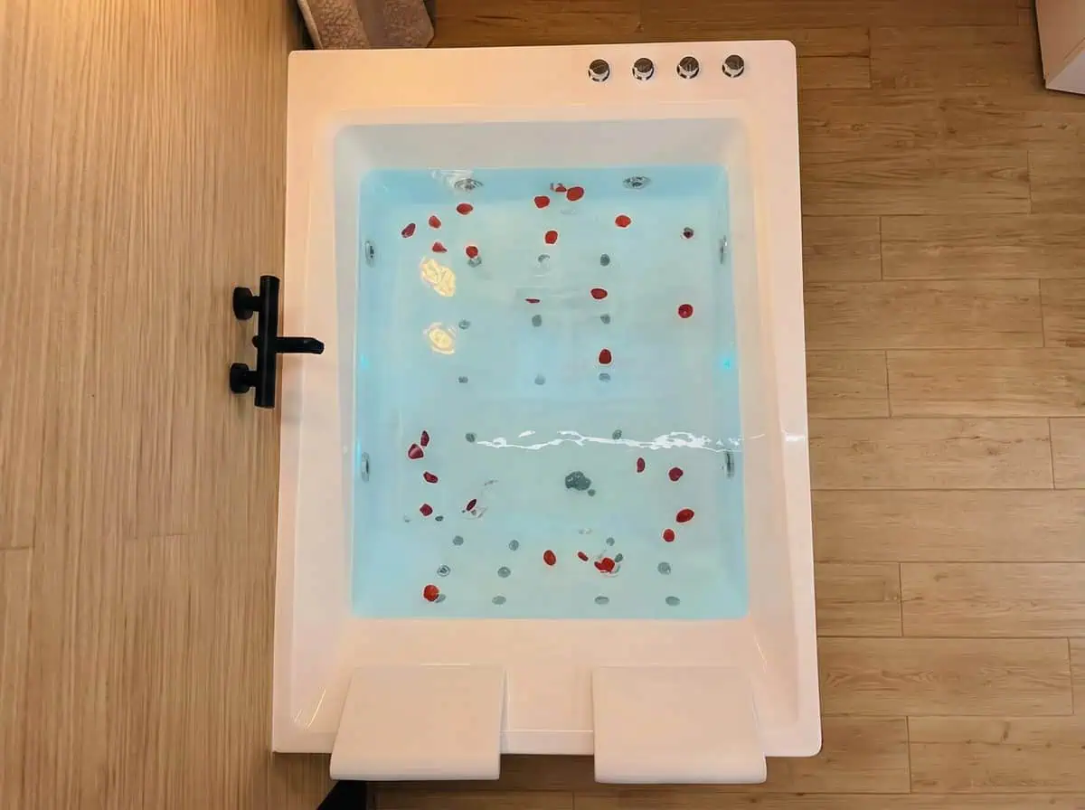 Well-being spa balneo love room La Roche-sur-Yon